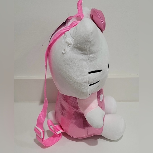 💘Hello Kitty Plush Backpack 💘 - Picture 3 of 9